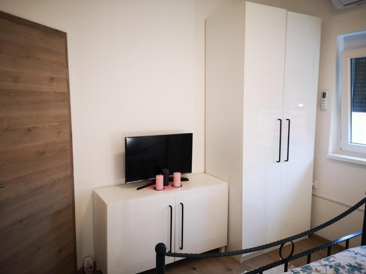 Aparthouse Alfa1 Aparthotel Catez ob Savi Exterior foto