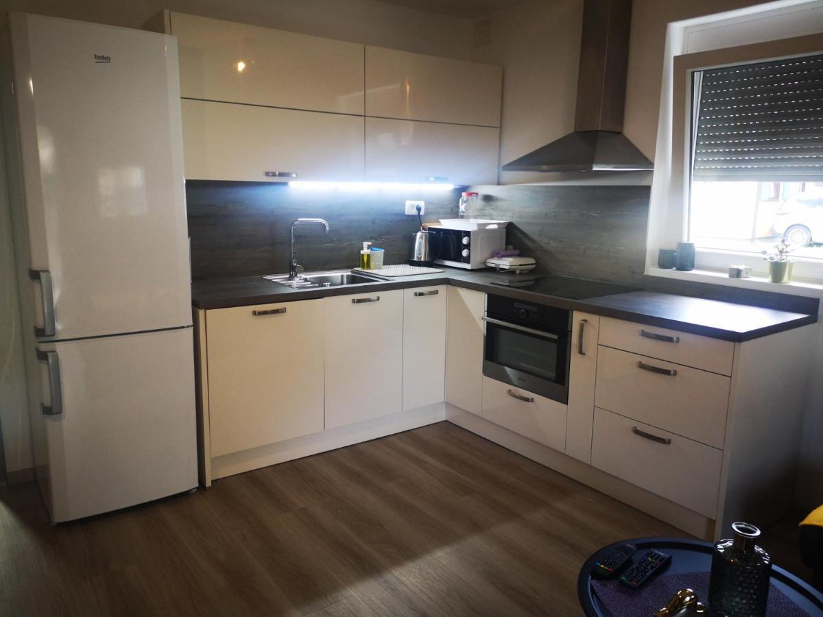 Aparthouse Alfa1 Aparthotel Catez ob Savi Exterior foto